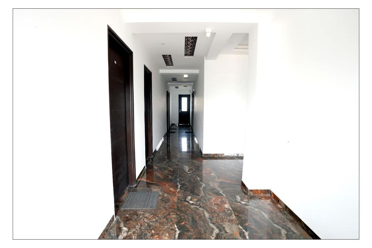 Gupta Residency Near Ajnara Heritage Noida Bagian luar foto