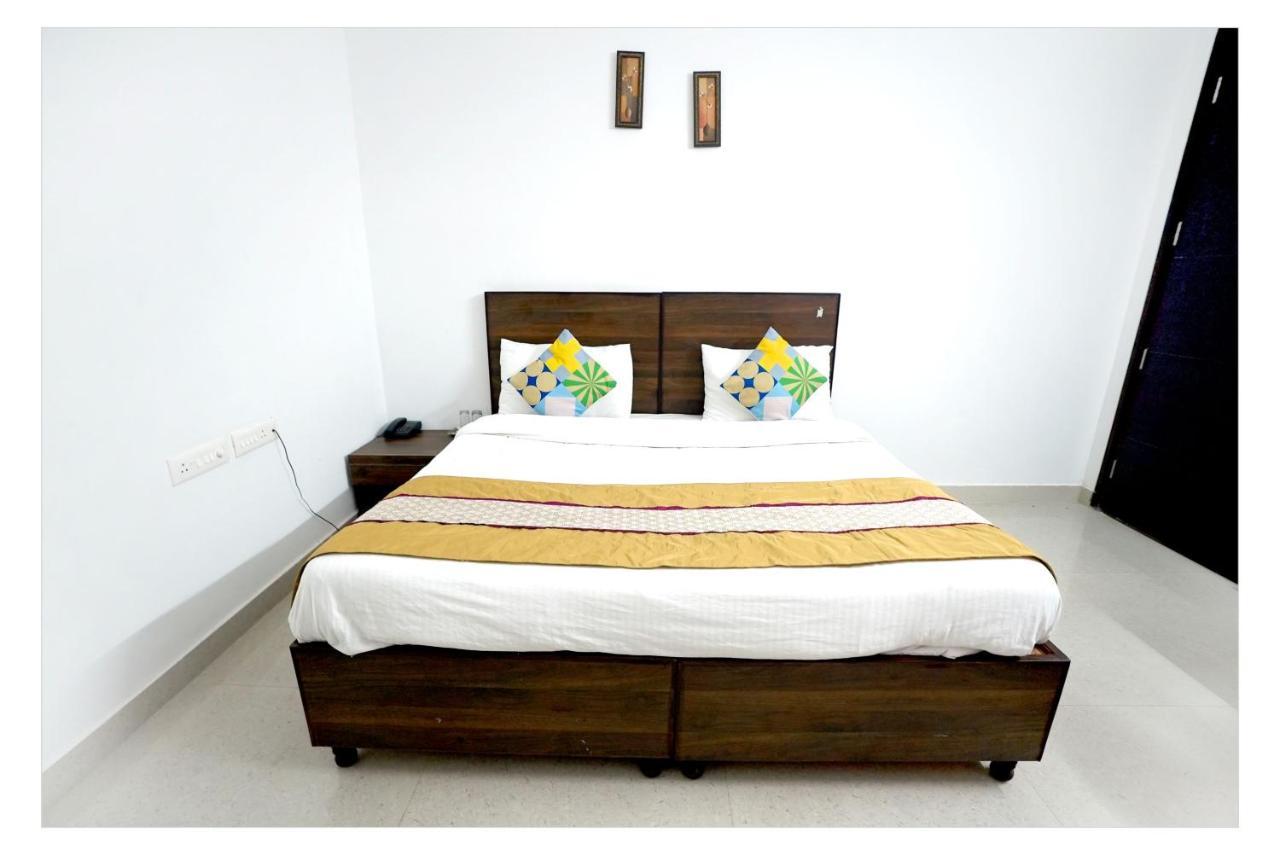 Gupta Residency Near Ajnara Heritage Noida Bagian luar foto